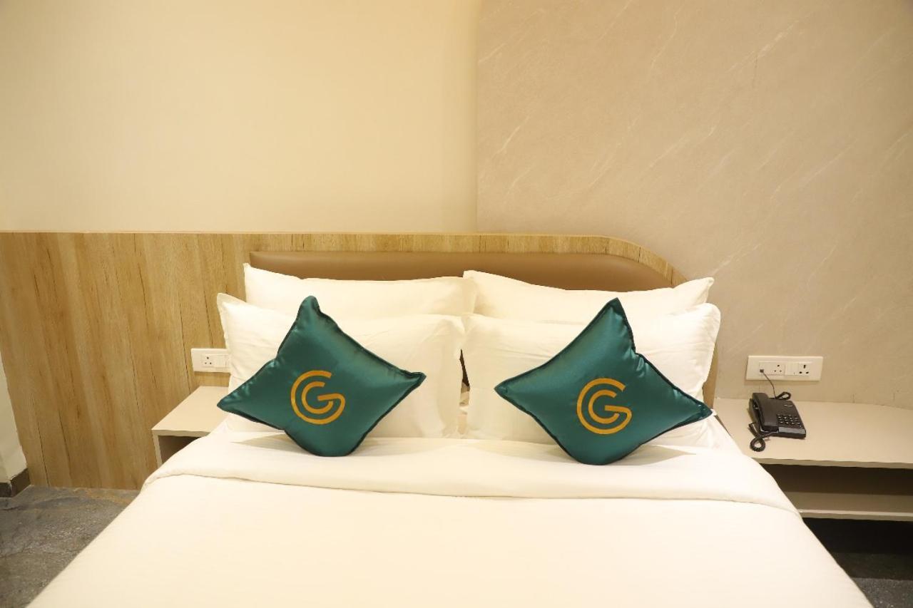 Hotel Cosmos Green Indore Exterior photo